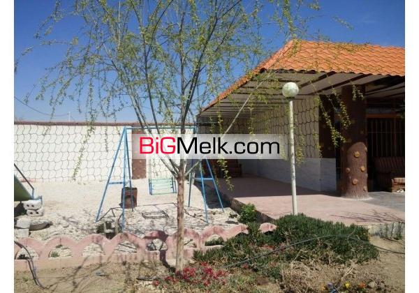 فروش باغ ویلادر اصفهان قلعه سفید 700متری