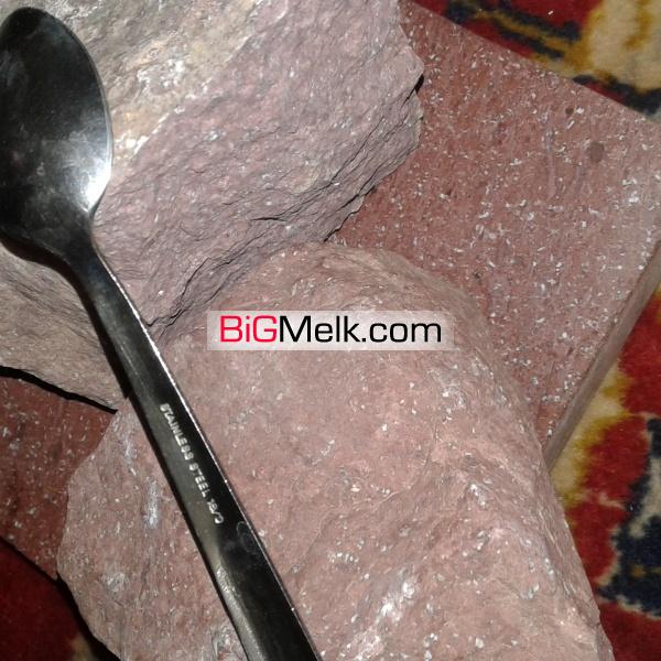 گرانیت قرمز رد روکس red rocks در نگین سنگ زاینده رود