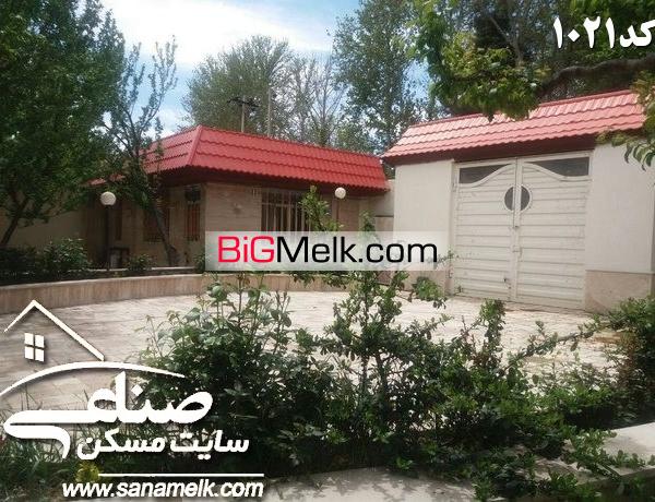 باغ ویلا در دل دهکده ویلایی کردزار شهریار کد1021
