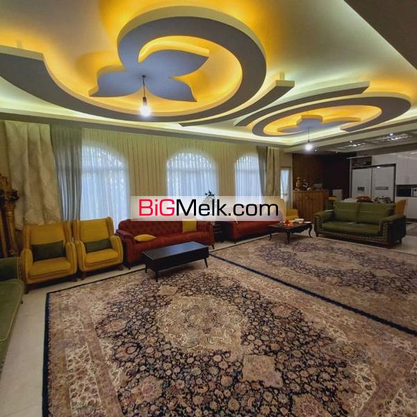 1000 متر باغ ویلای لوکس در بهترین موقعیت شهریار