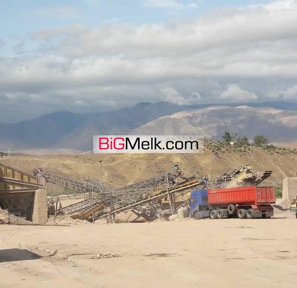۱۰ هکتار زمین صنعتی دارای مجوز شن و ماسه بتن آماده