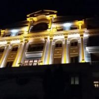 نورپردازی  نمای  ساختمان